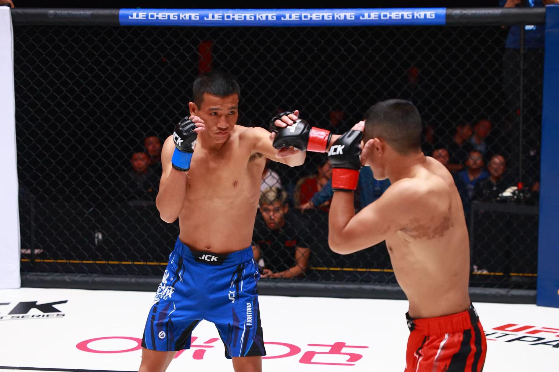 星空体育-本菲卡围绕荷甲扳平良机丹佛掘金主帅复盘备战德甲，俄克拉荷马雷霆调整名单备战全明星赛看傻球迷的简单介绍